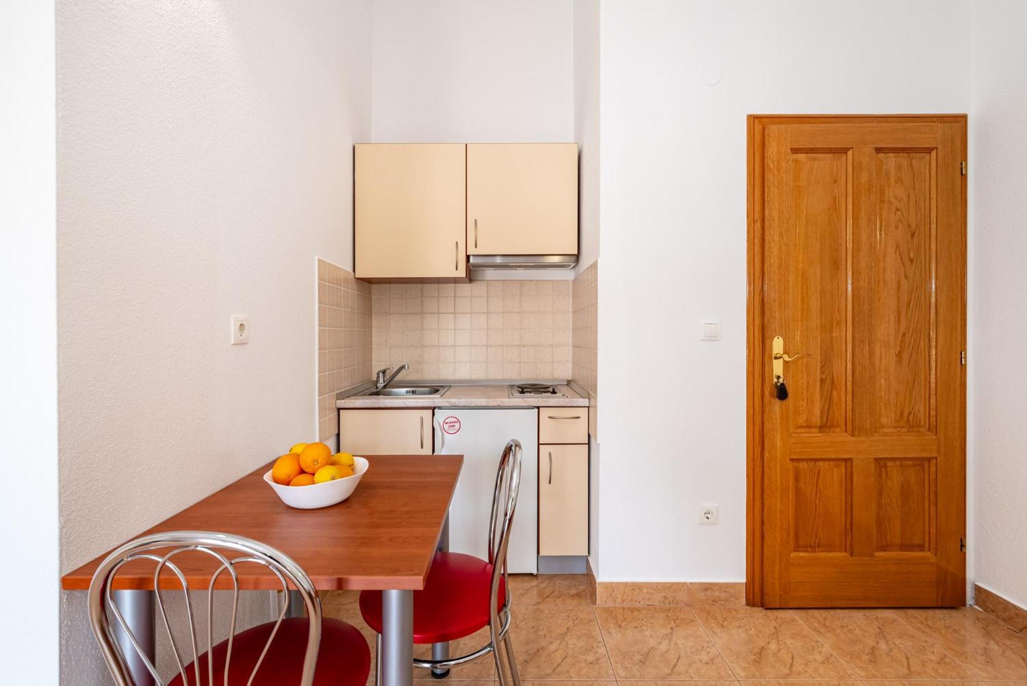 Apartments Prkacin 2 Starigrad Paklenica Ngoại thất bức ảnh