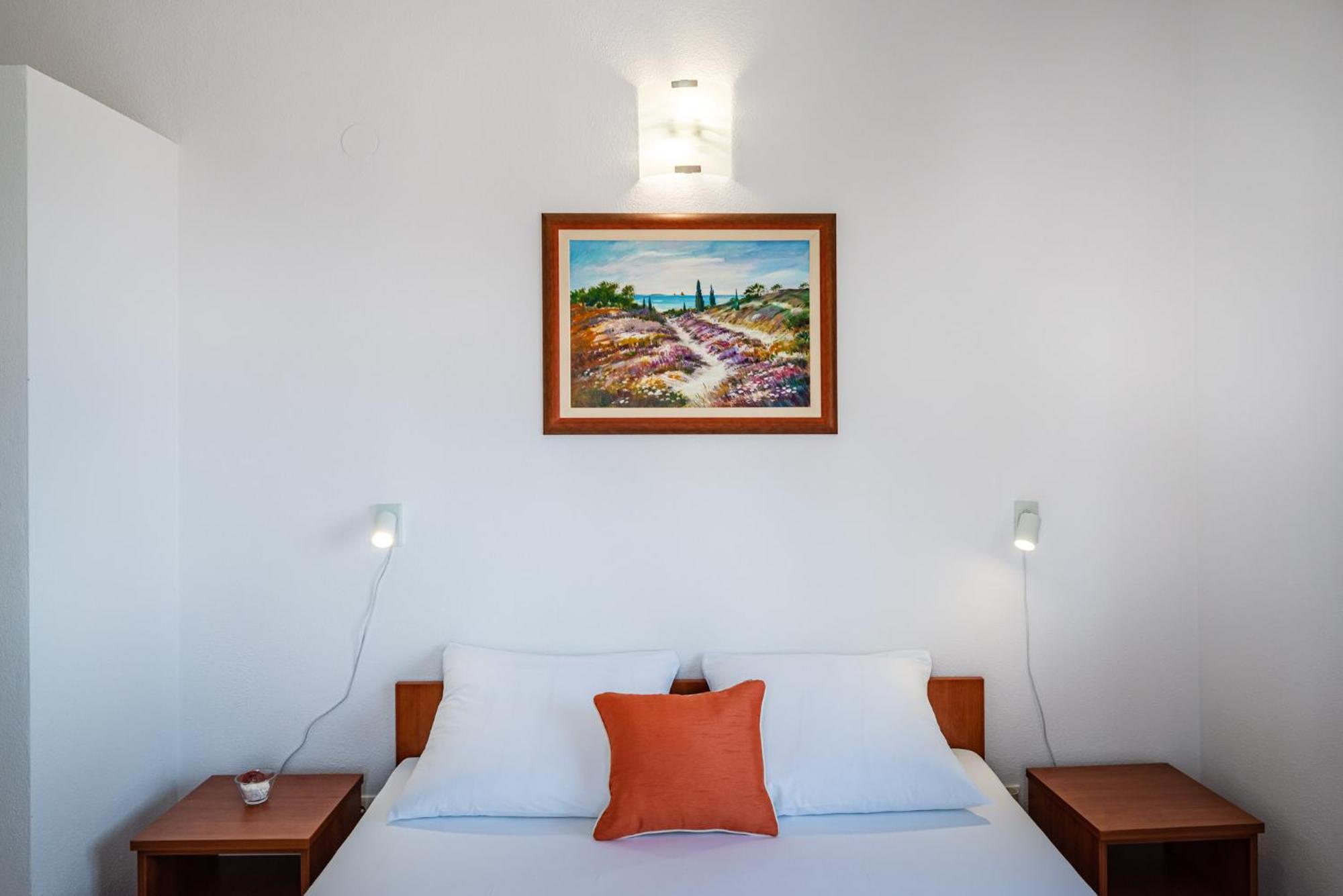 Apartments Prkacin 2 Starigrad Paklenica Ngoại thất bức ảnh