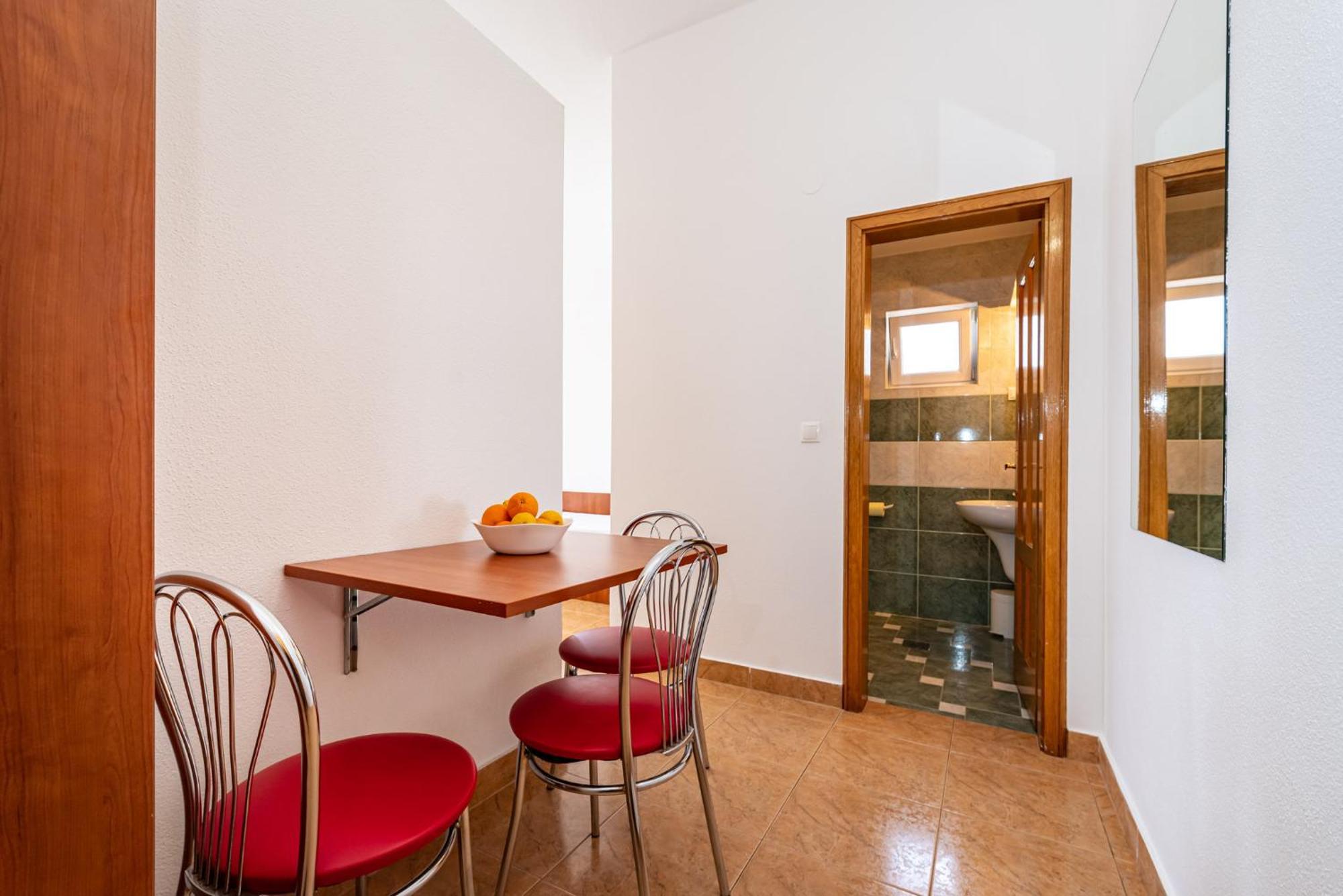 Apartments Prkacin 2 Starigrad Paklenica Ngoại thất bức ảnh