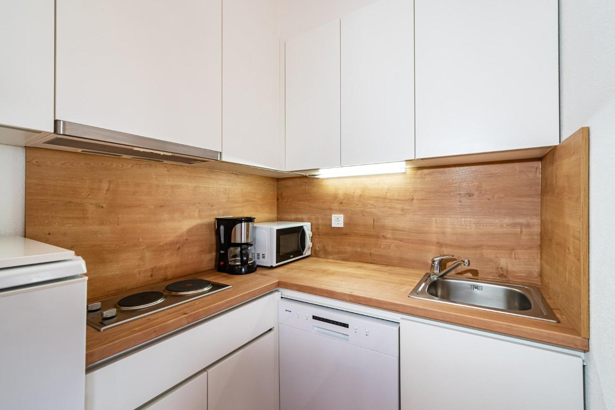 Apartments Prkacin 2 Starigrad Paklenica Ngoại thất bức ảnh