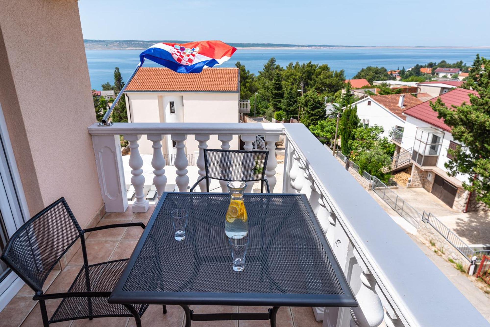 Apartments Prkacin 2 Starigrad Paklenica Ngoại thất bức ảnh